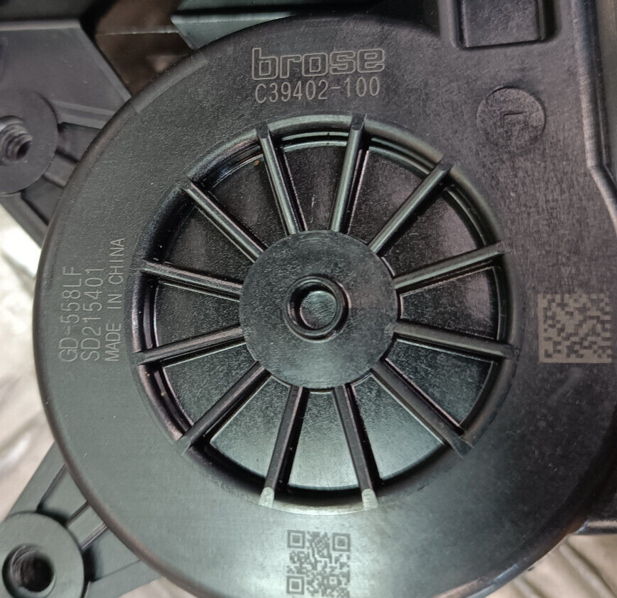 OPEL ASTRA K 1.4 Turbo Fensterhebermotor Vorne Rechts GM -100 ORIGINAL gebraucht - C39402