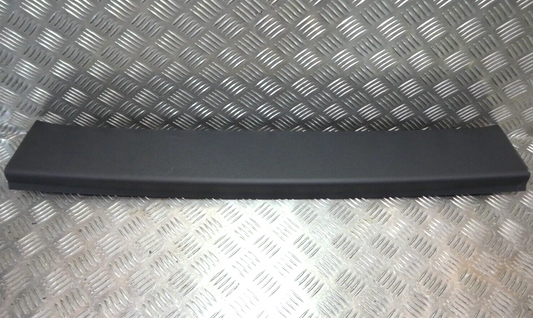 VW ID.3 ID3 Leister Kofferraumm Dachhimmer Heckklappe Abdeckung ORIGINAL gebraucht - Volkswagen