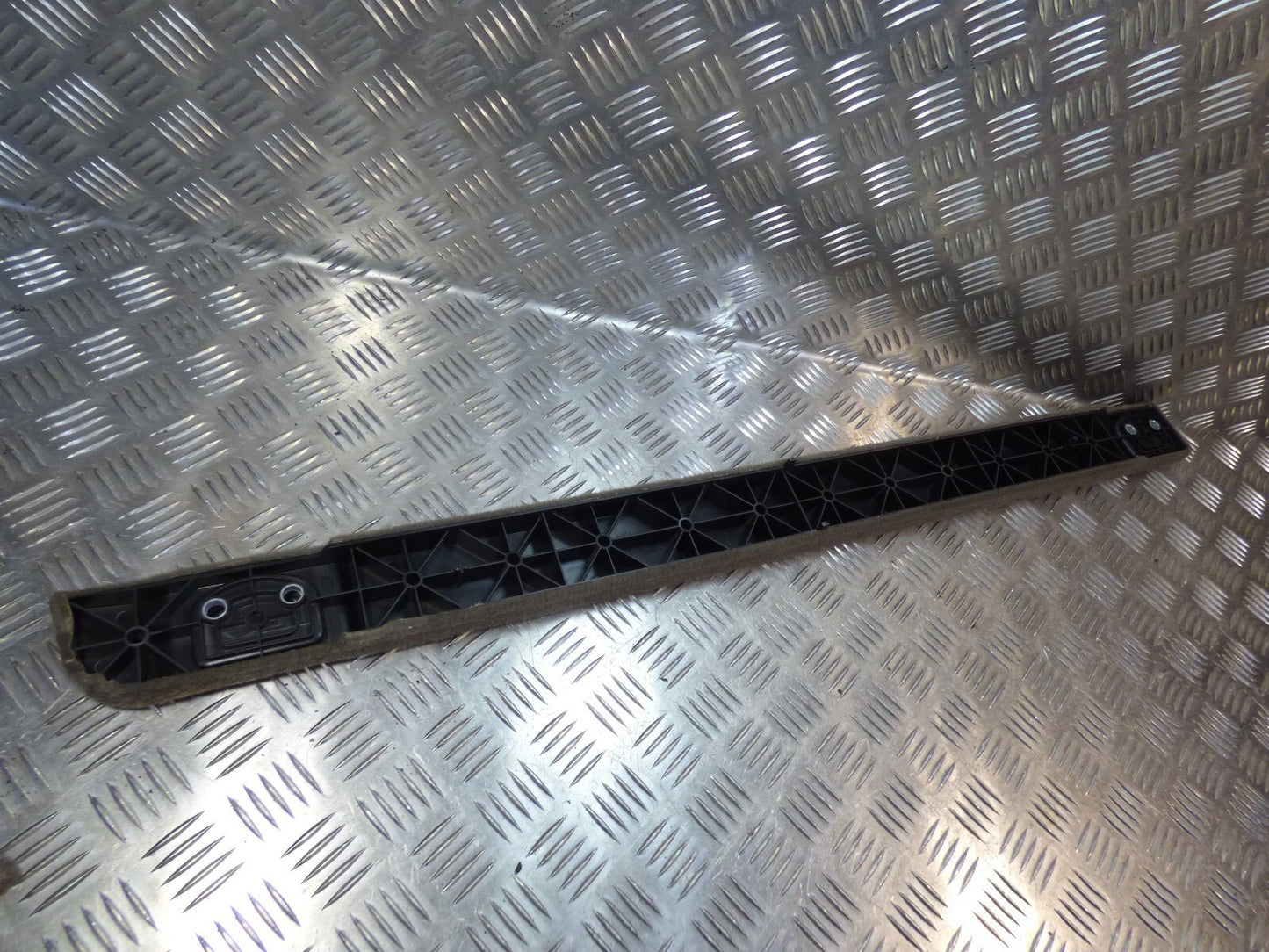 Porsche Cayenne 92A Kofferraum Leiste Links 7P5863528 UMBRA ORIGINAL gebraucht - Verkleidung