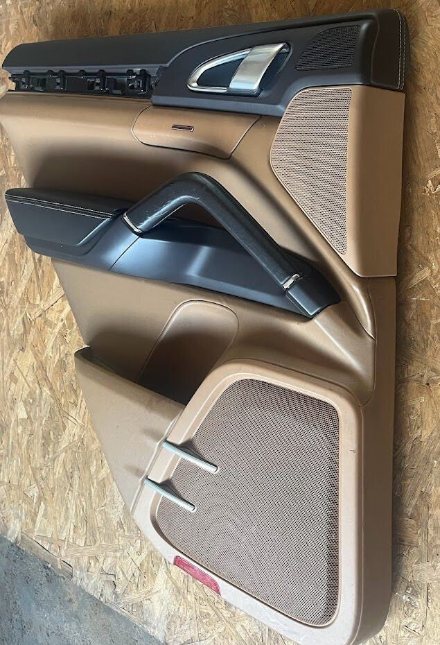 Porsche Cayenne II 92A Türverkleidung hinten links Cayen cognac ORIGINAL gebraucht - 7P5867211G
