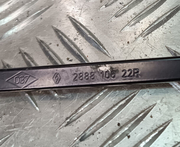 Renault Zoe 2022 Original Wischerarm Scheibenwischer Vorne 28860987R gebraucht - 288810622R