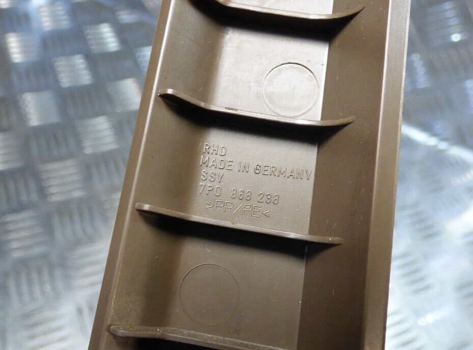 Porsche Cayenne 92A A-Säule rechts 7P0868238 UMBRA Braun ORIGINAL gebraucht - Verkleidung