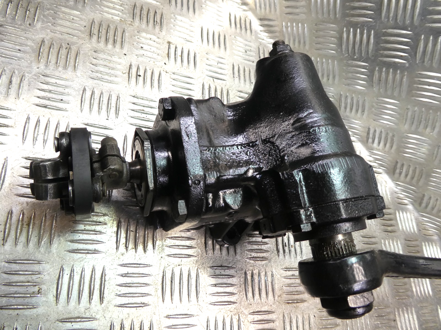 Mercedes-Benz C126 W126 Coupe SEC Generalüberholt Lenkgetriebe ORIGINAL gebraucht - R1264610401