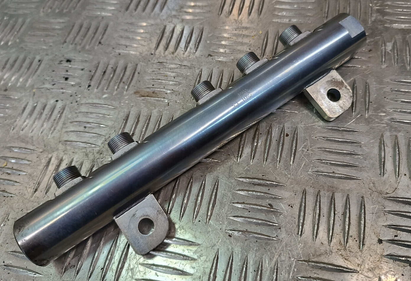 Jeep Grand Cherokee WK2 3.0 CRD Kraftstoffverteiler 35022119G ORIGINAL gebraucht - 0445216044LW