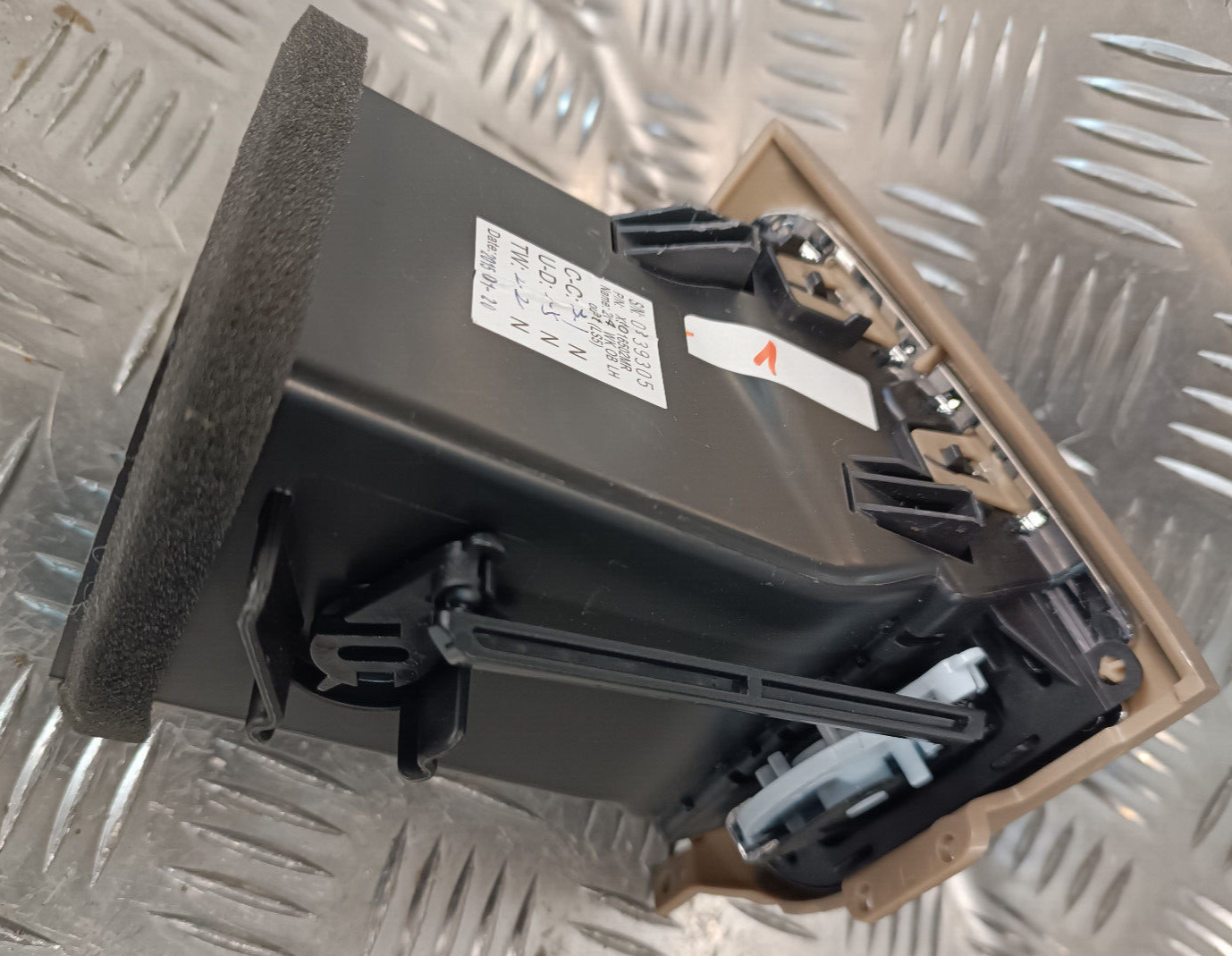 Jeep Grand Cherokee WK2 Links Luftdüse Belüftung ORIGINAL gebraucht - X90016502MR