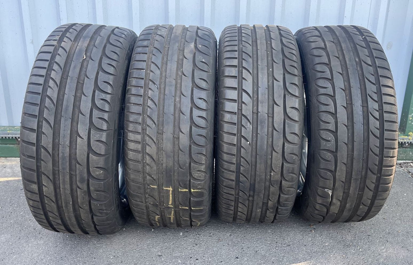 4 x ORIGINAL MERCEDES-BENZ SL R129 ALBALI ALUFELGEN mit Sommereifen gebraucht - 1294011202