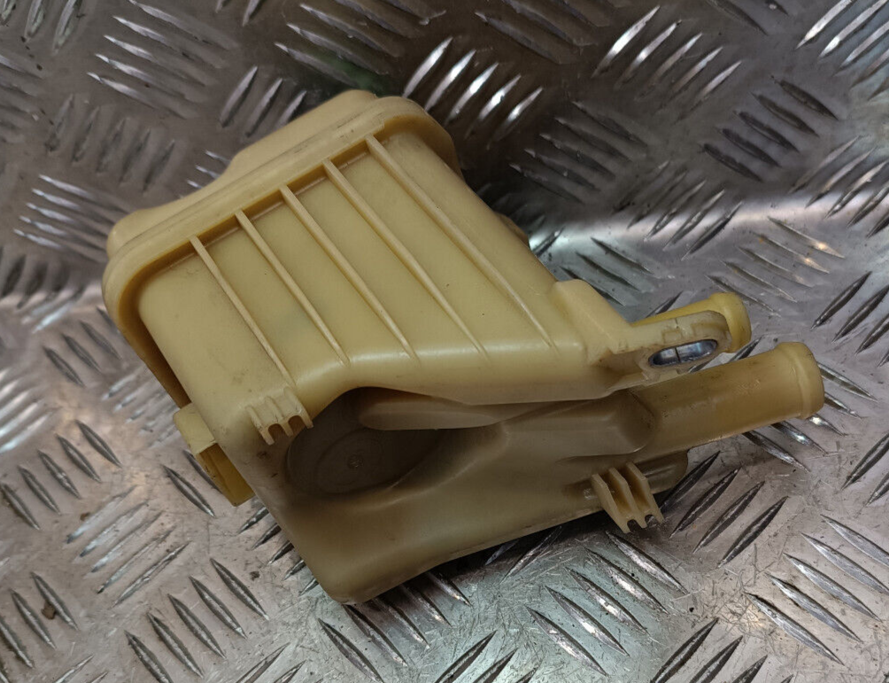 Porsche Cayenne S 92A Ölbehälter 7L6422371E ORIGINAL gebraucht - Servolenkung