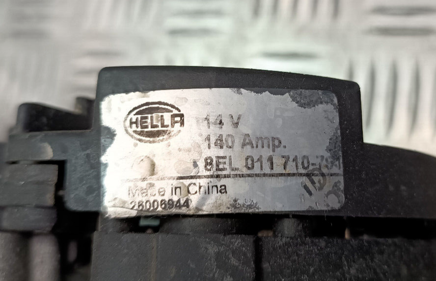 VW T5 2.0 TDI CAA Generator 8EL011710 140 amp Lichtmaschine ORIGINAL gebraucht - Transporter