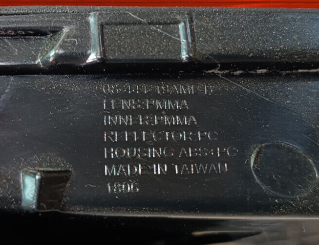 Rücklicht Rückleuchtenabdeckung 15-441-19AML-B2 ORIGINAL gebraucht - 1544118AML