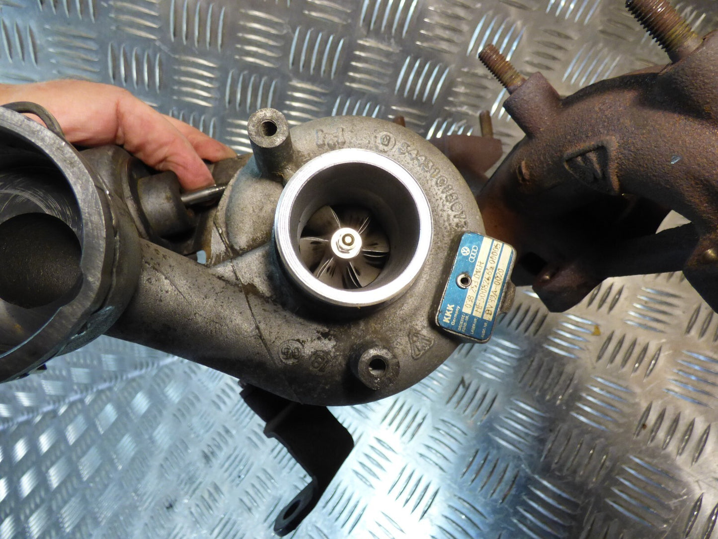 VW Transporter T5 1.9 TDI Turbolader KKK ORIGINAL gebraucht - 038253014H
