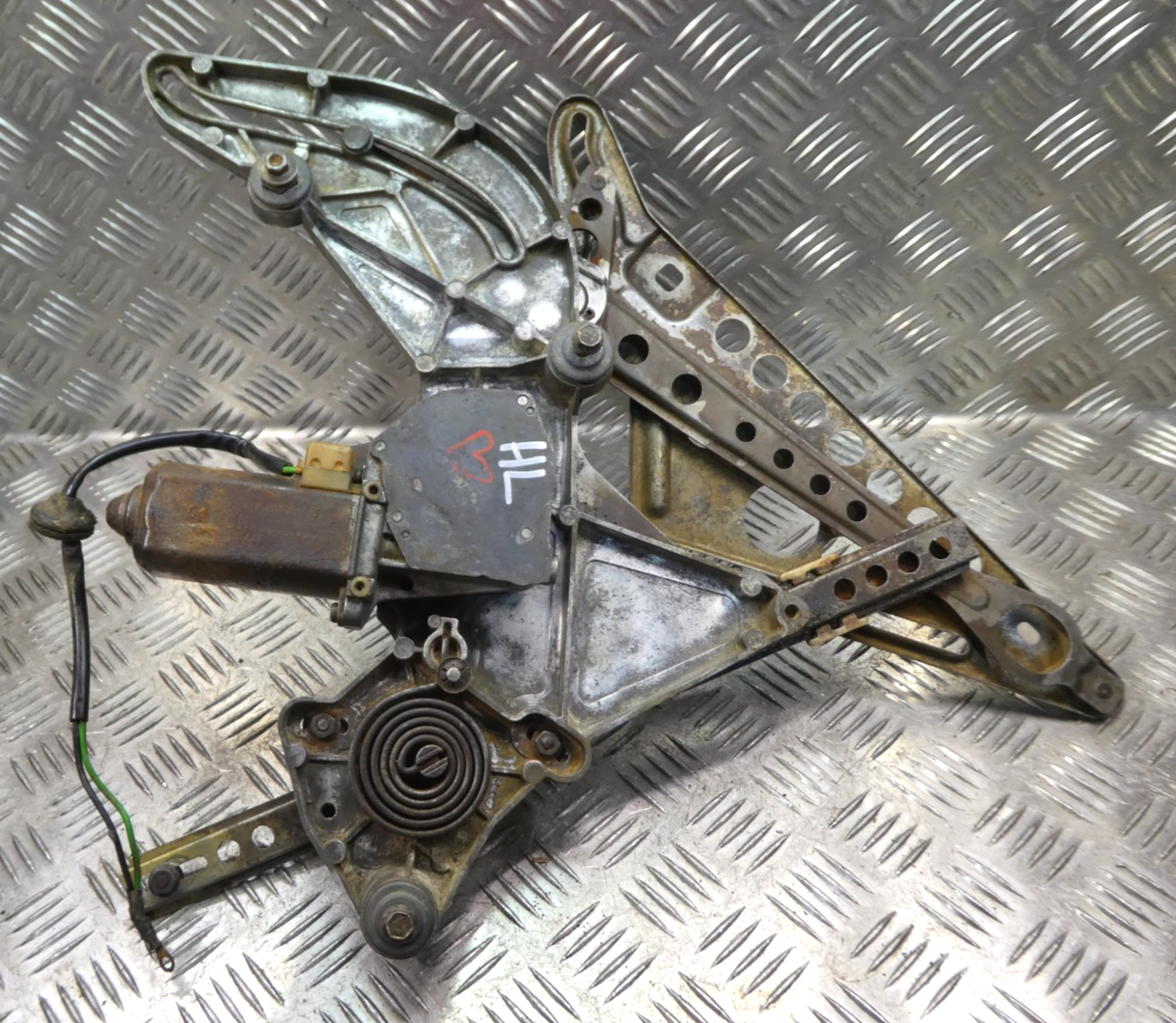 Mercedes-Benz C126 W126 Coupe SEC Fensterheber hinten links mit elktromotor /