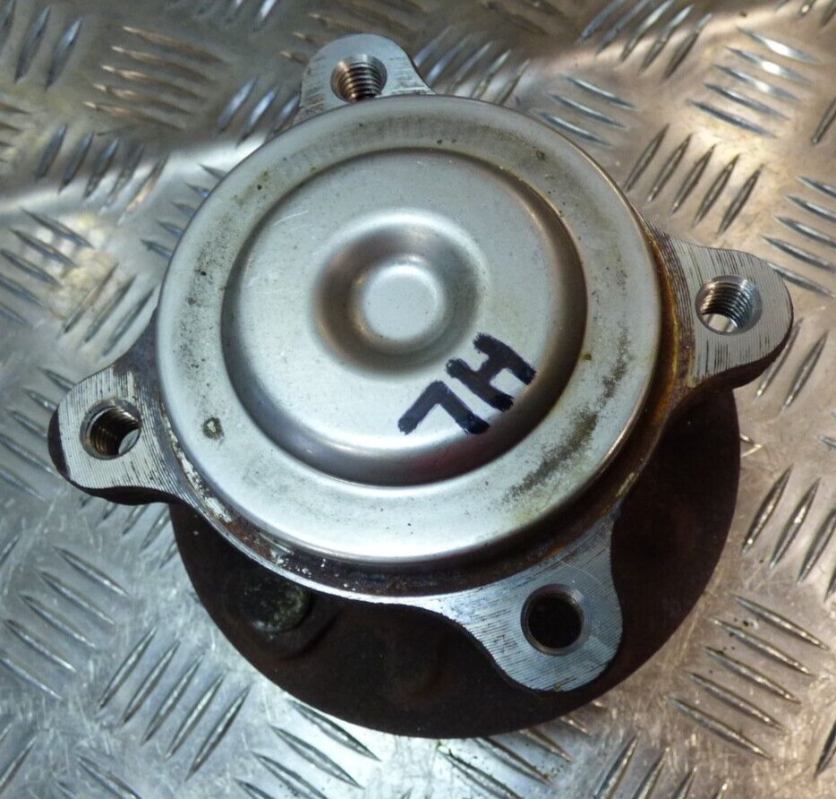 OPEL ASTRA K Radnabe Radlagergehäuse Hinten Radlager L= R GM ORIGINAL gebraucht - 13507454