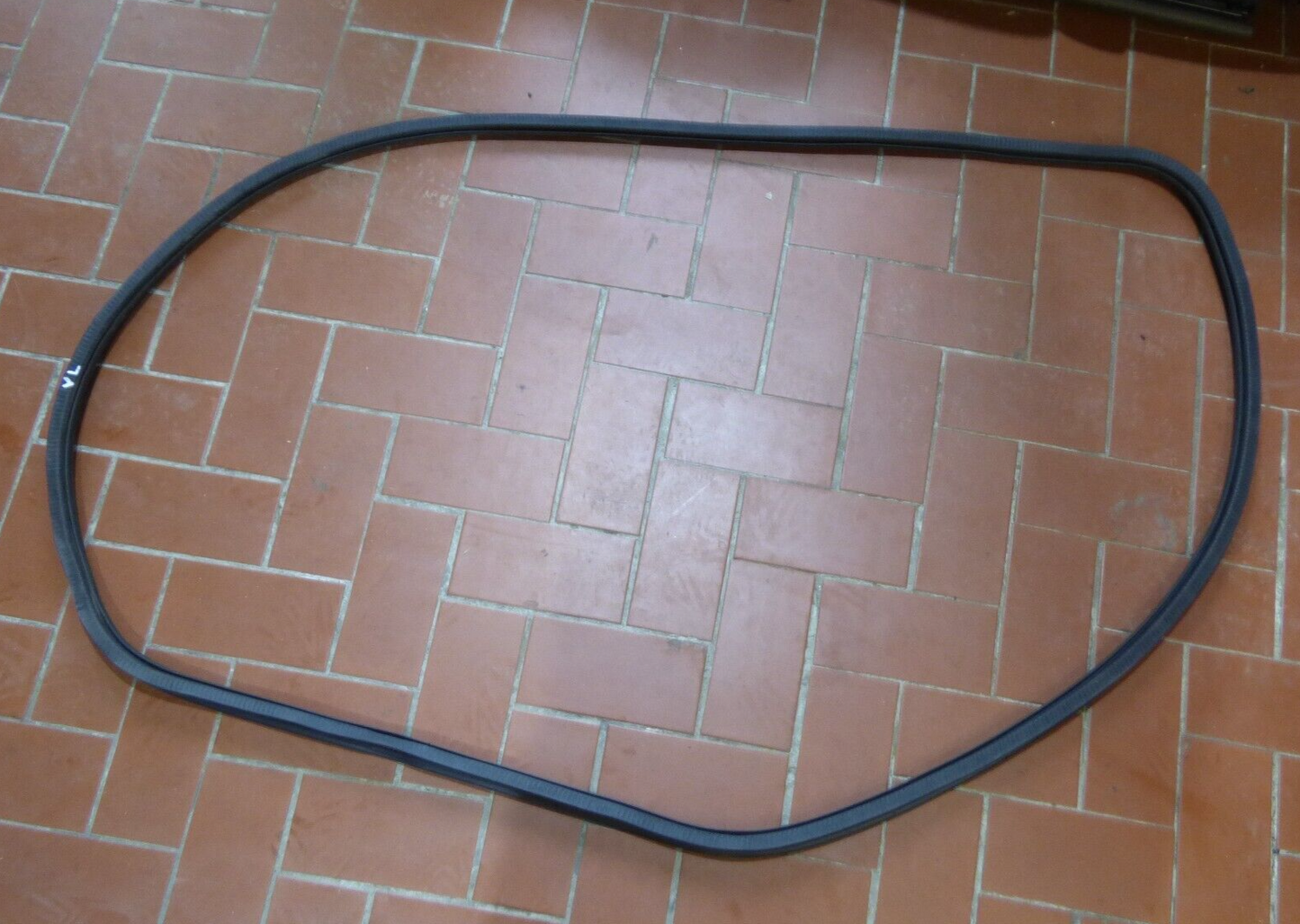 Orig. Porsche Cayenne 92A Türdichtung Tür vorne links 7P0867365B ORIGINAL gebraucht - Gummidichtung