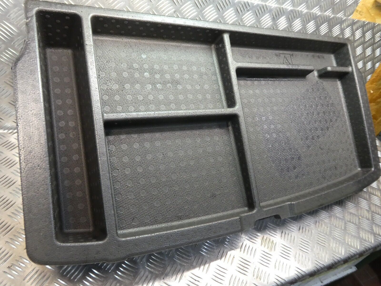 Hyundai Kona EV OS MK1 2022 Schaum Wanne 85751-DD000 ORIGINAL gebraucht - Kofferraum