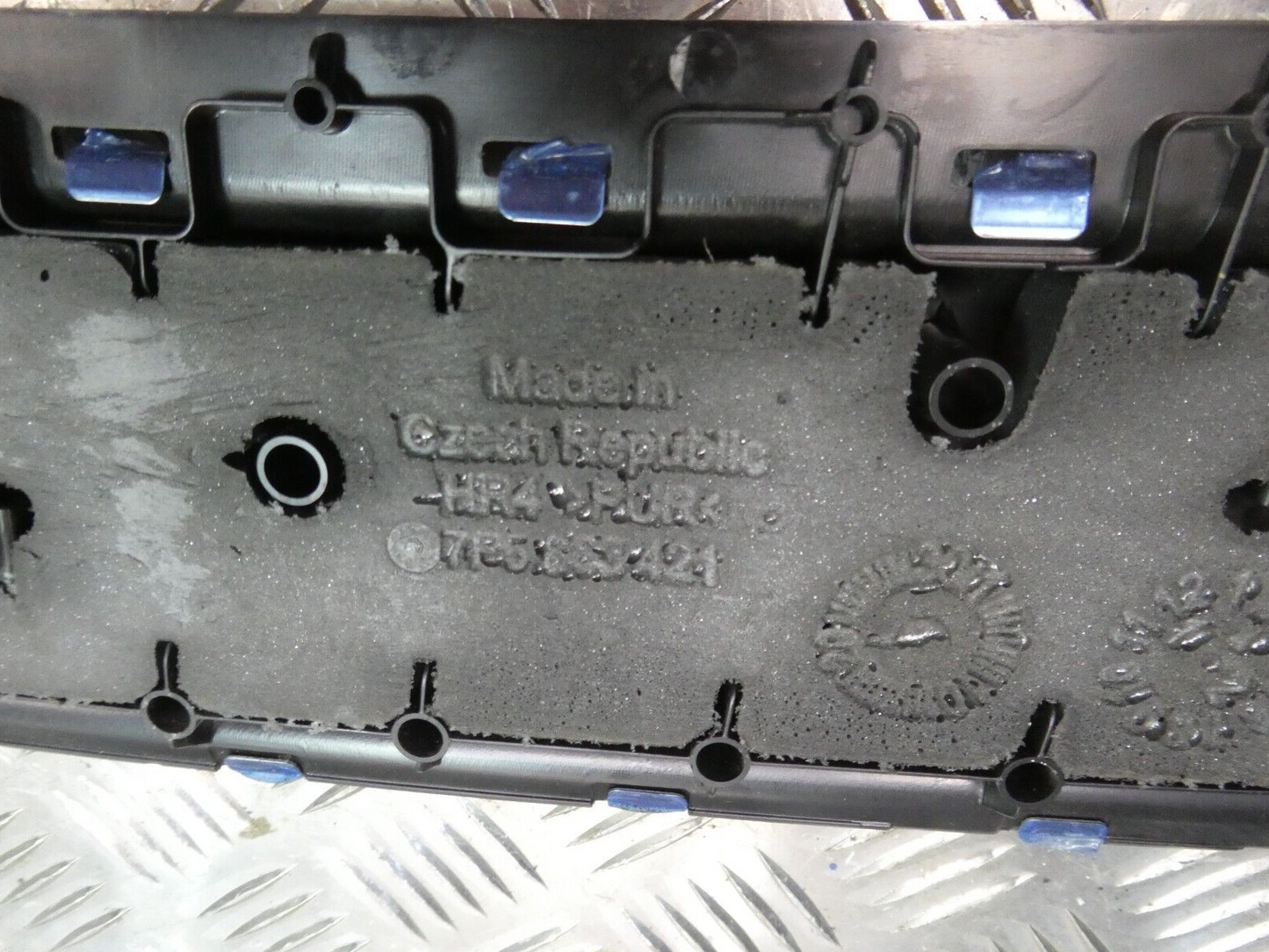 Porsche Cayenne 92A Ladekannte hinten 7P0863459F 7P5863909 7P5863422 ORIGINAL gebraucht - Verkleidung
