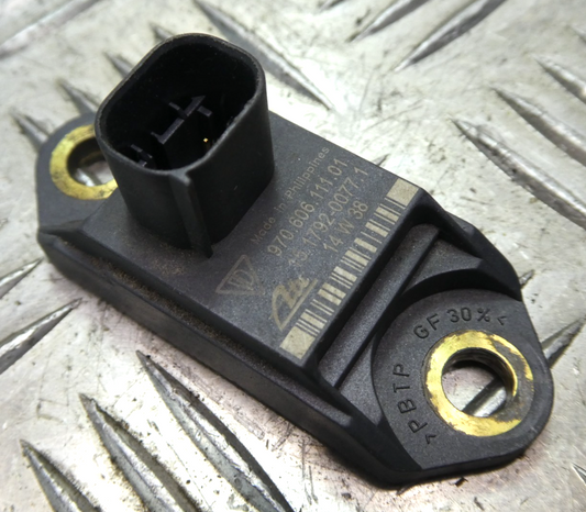 Porsche Panamera 970 Beschleunigungssensor Sensor Luftfahrwerk ORIGINAL gebraucht - 97060611100