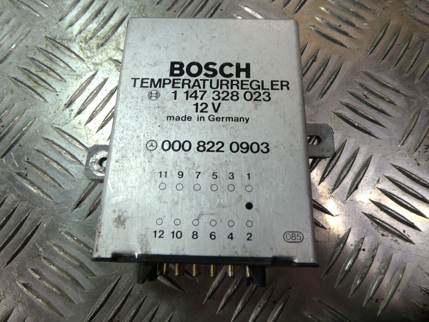 Mercedes-Benz C126 W126 W107 Temperaturregler steuergerät 1147328023 ORIGINAL gebraucht - 0008220903