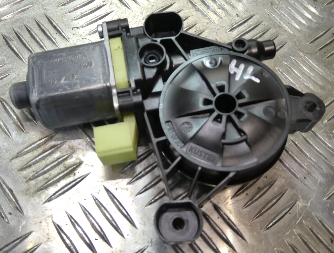Porsche Macan 95B hinten Links 5Q0959801A ORIGINAL gebraucht - Fensterhebermotor
