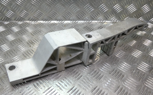 Porsche Panamera 970 Hilfsrahmenhalter Verstärkung Vorne Links ORIGINAL gebraucht - 97034111320