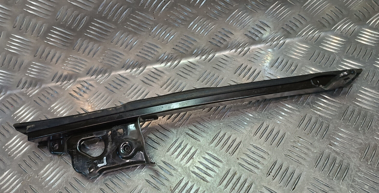 Smart ForTwo 451 Electric Drive Fensterführung Führungsschiene Links ORIGINAL gebraucht - A4517200315
