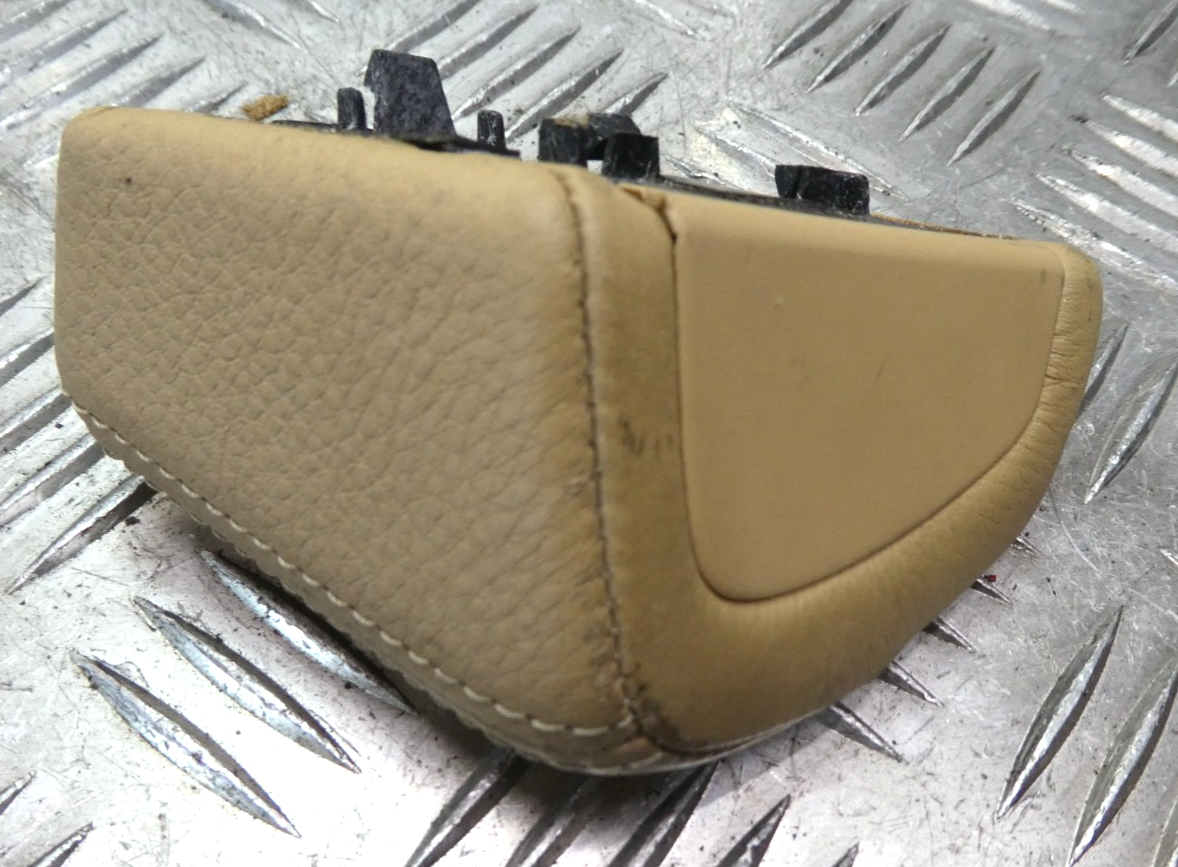 Porsche Panamera 970 Leder Abdeckung Armlehne vorne rechts Blende ORIGINAL gebraucht - 97055549701