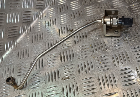Jeep Grand WK2 3.0 CRD Sensor Kraftstoffdruck Rohr 2118F12R028710 ORIGINAL gebraucht - Cherokee