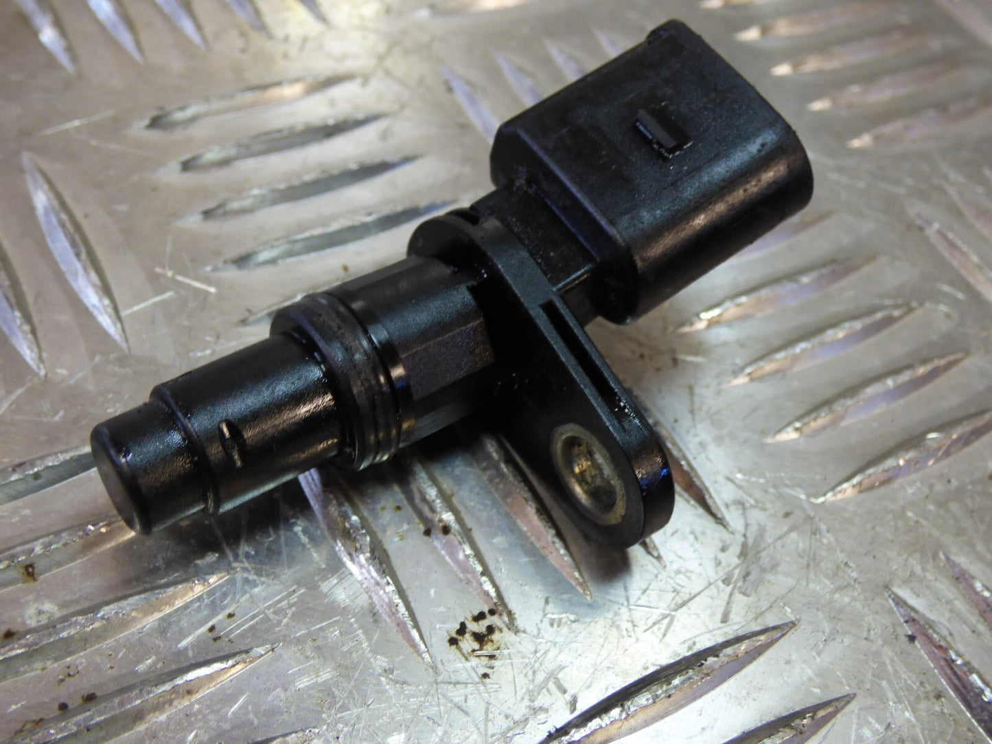 VW Transporter T5 Touareg 2.5 TDI Nockenwellensensor ORIGINAL gebraucht - 070907601A