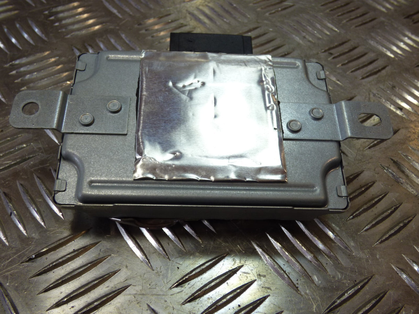 Jeep Cherokee KL Steuergerät für Wechselrichter Volt Stabilizer ORIGINAL gebraucht - 56029583AB