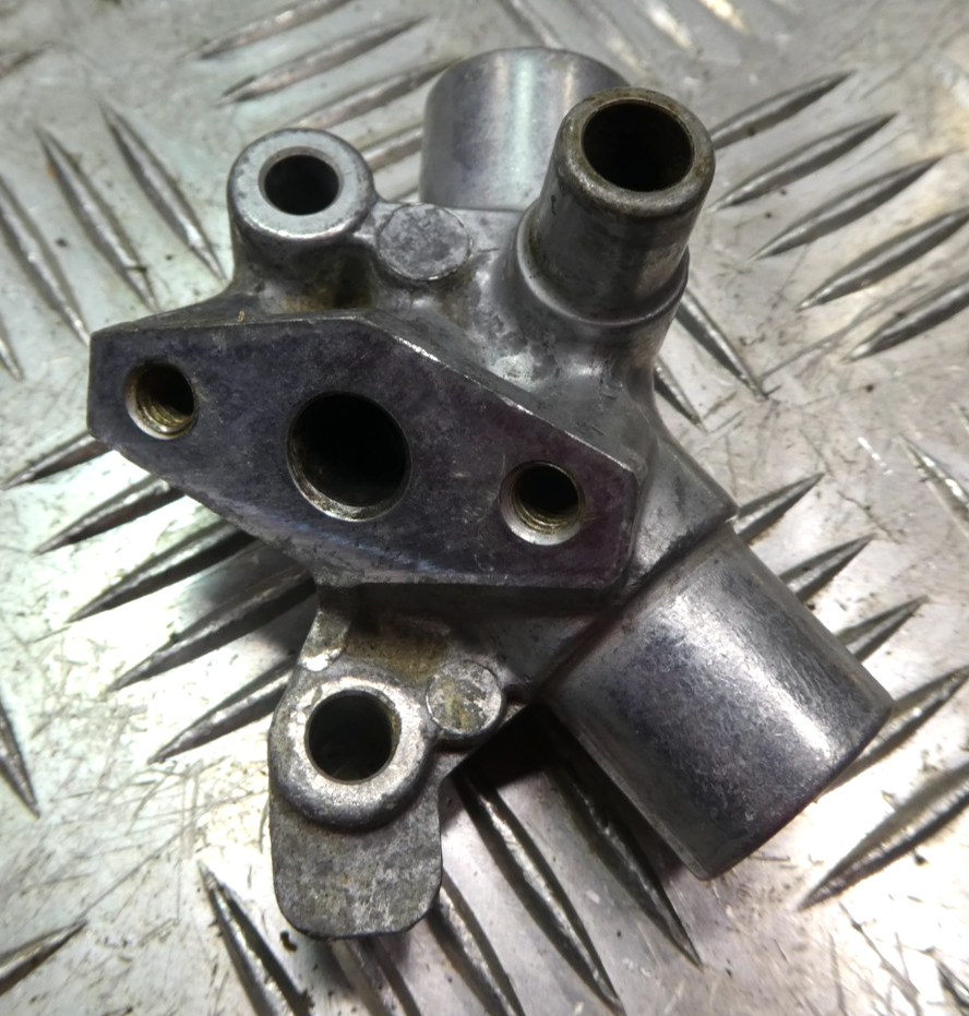 Mercedes-Benz W126 C126 W126 Eckventil Leerlauf Luftverteiler ORIGINAL gebraucht - R1170940312