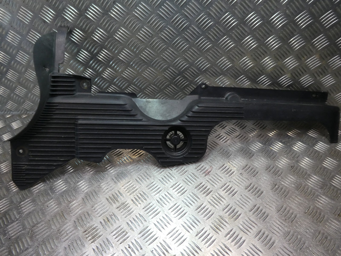 PORSCHE MACAN 2014-18 Verkleidung hinten rechts Abdeckung 95B825282B ORIGINAL gebraucht - Underboden