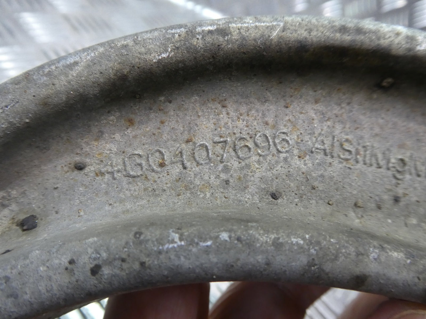 Orig. PORSCHE MACAN 3.0 TDI vorne rechts unten 4G0407696 ORIGINAL gebraucht - Querlenker