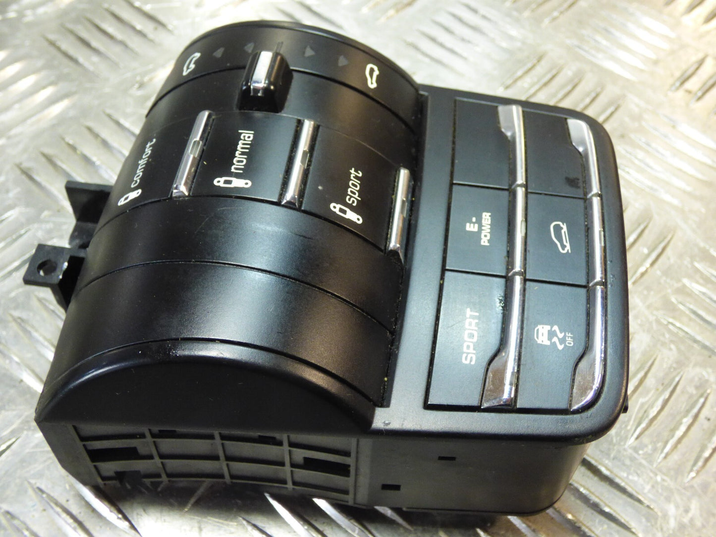 Porsche Cayenne 92A Schalterblock Mittelkonsole 7P5927127CC 7P5927521Q ORIGINAL gebraucht - Fahrwerk