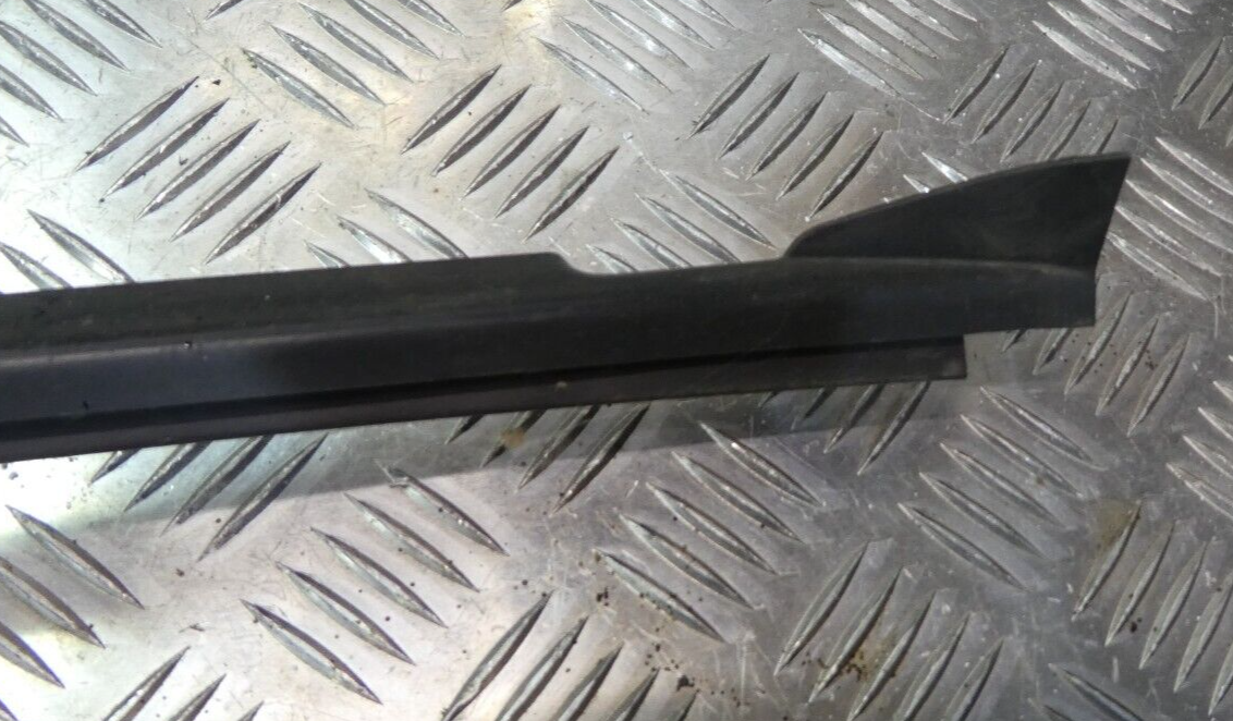 VW ID3 ID.3 Wasserfangleiste Wischleiste links 10A854327 ORIGINAL gebraucht - Volkswagen