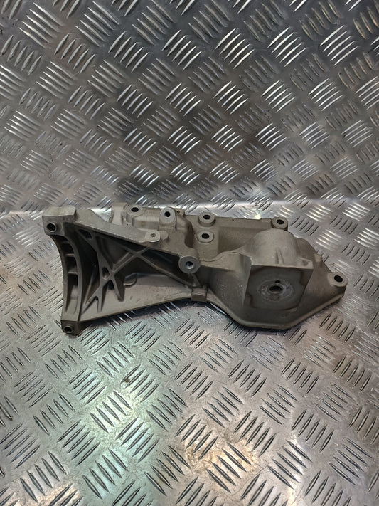 Porsche PANAMERA 970 3.6 V6 Halter Halterung ORIGINAL gebraucht - 9461022250R