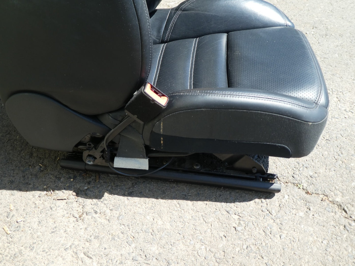 Porsche Macan 95B Schwarz Leder Sitze Vorne Links Verstellbarer Sitz ORIGINAL gebraucht - Elektrisch