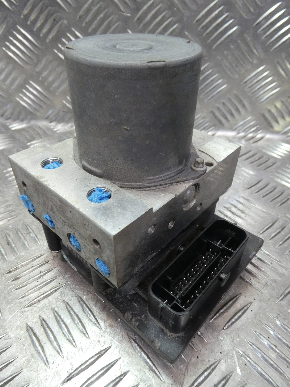 Porsche Panamera 3.0 E-Hybrid ABS-Steuergerät Hydraulikblock ORIGINAL gebraucht - 97035575566
