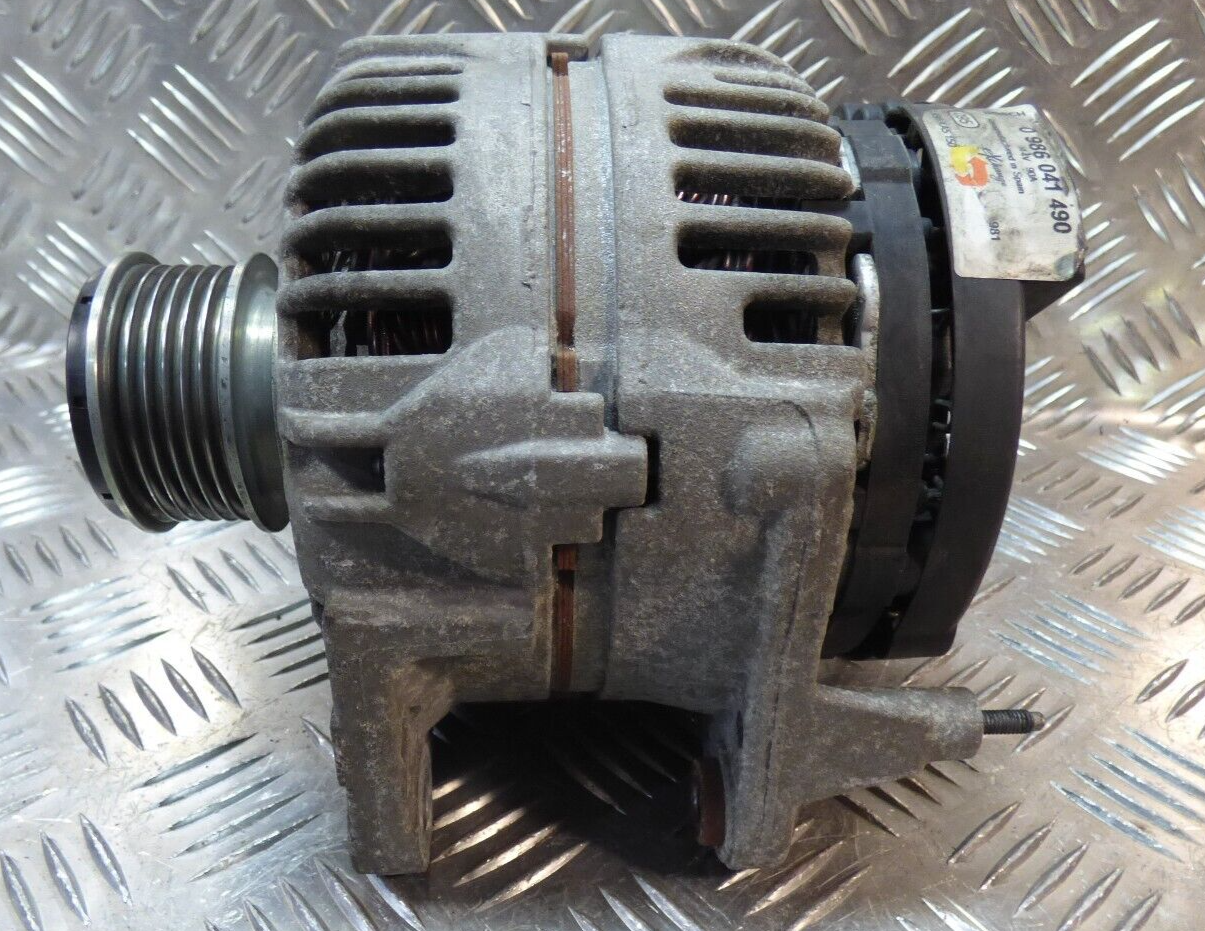 VW Transporter T5 1.9 TDI Lichtmaschine LiMa 90A BOSCH ORIGINAL gebraucht - 0124325001
