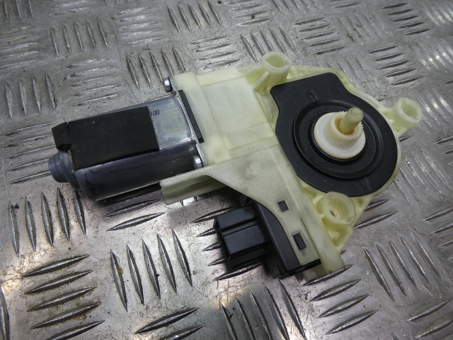 Porsche Panamera 970 Fensterhebermotor Hinten Rechts ORIGINAL gebraucht - 0536011001