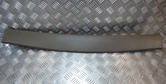 Porsche Cayenne S 92A Heckklappe Mitte Braun Umbra DE1 7P5867603 ORIGINAL gebraucht - Fensterrahmen