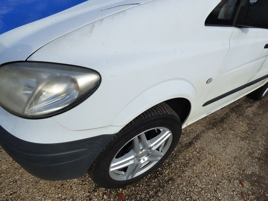 Vito W639 Kotflügel vorn links _ Weiß ORIGINAL gebraucht - Mercedes