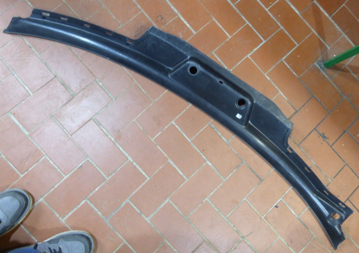 Porsche Cayenne S 92A Wasserabweiser Wasserkastenabdeckung 7P5819401B ORIGINAL gebraucht - Windlauf