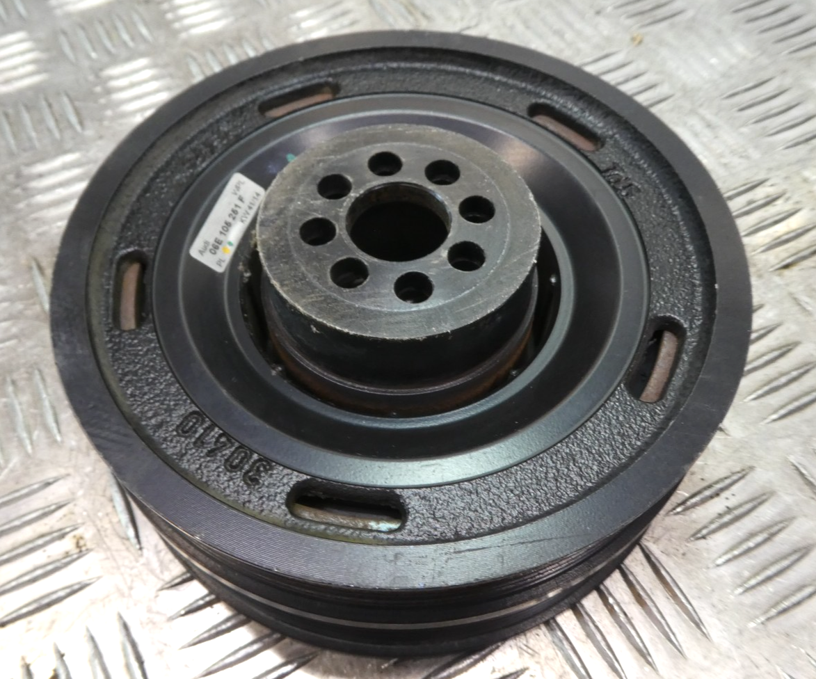 Porsche 3.0 E-Hybrid Motor Kurbelwelle Riemenscheibe 06E105251F ORIGINAL gebraucht - Panamera
