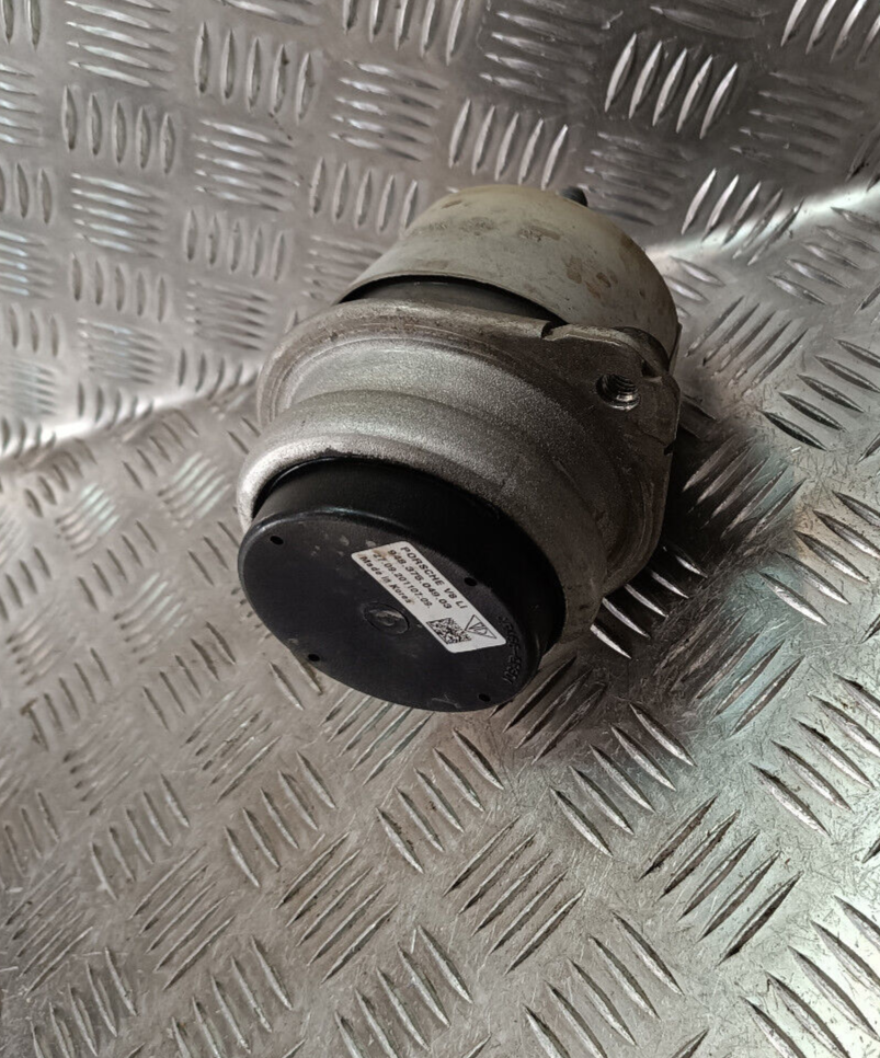 Porsche Cayenne S 92A Motorlager Motorhalter Motordämpfer ORIGINAL gebraucht - 94837504903