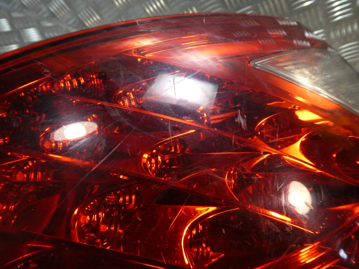 Porsche Cayenne 92A Hinten links außen Rückleuchte LED 7P5945095G ORIGINAL gebraucht - Heckleuchte