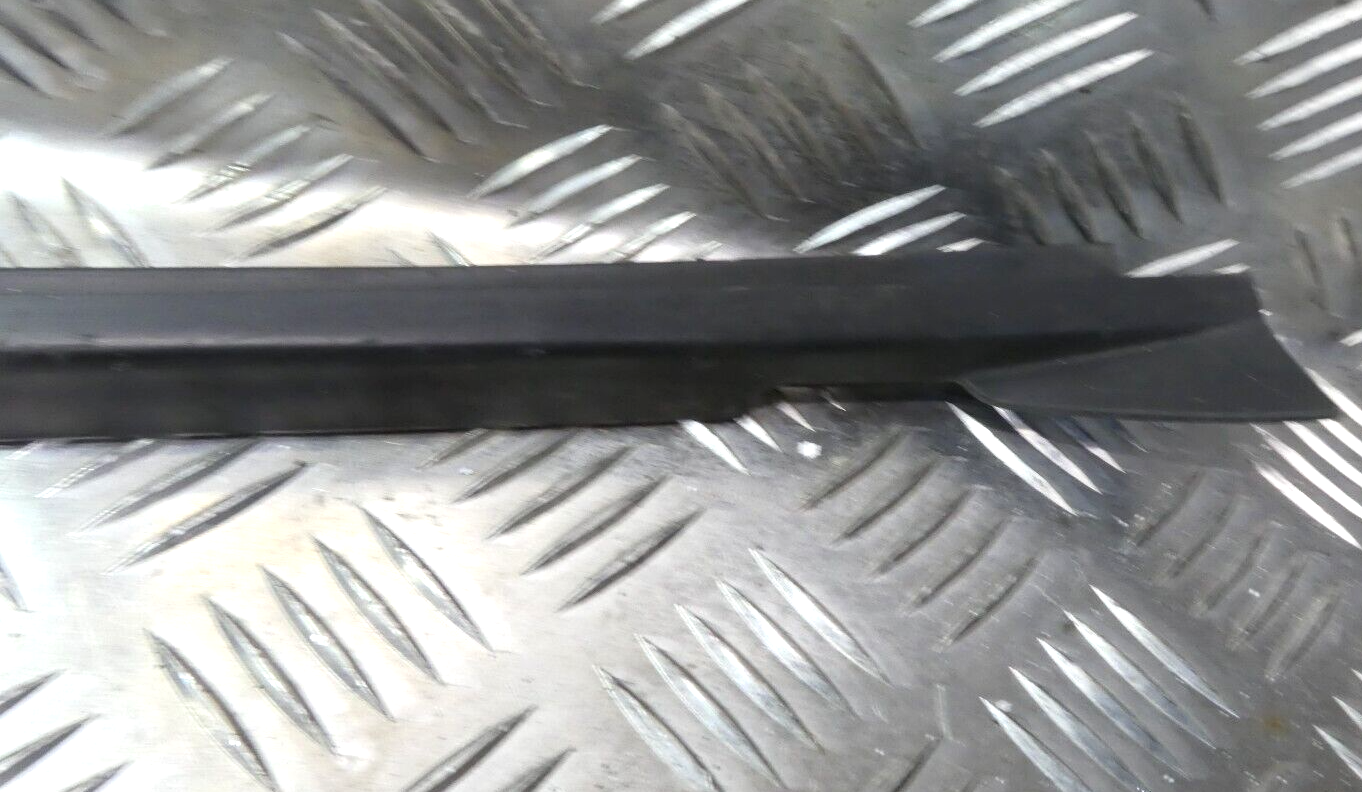 VW ID3 ID.3 Wasserfangleiste Wischleiste rechts 10A854328 ORIGINAL gebraucht - Volkswagen