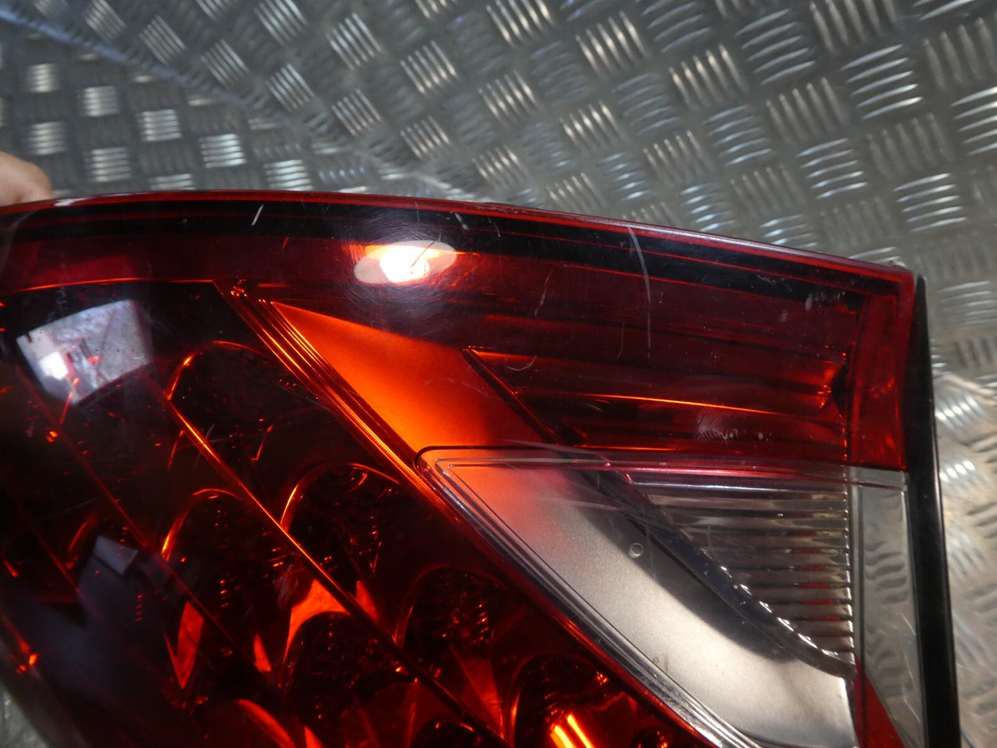 Porsche Cayenne 92A Hinten links außen Rückleuchte LED 7P5945095G ORIGINAL gebraucht - Heckleuchte