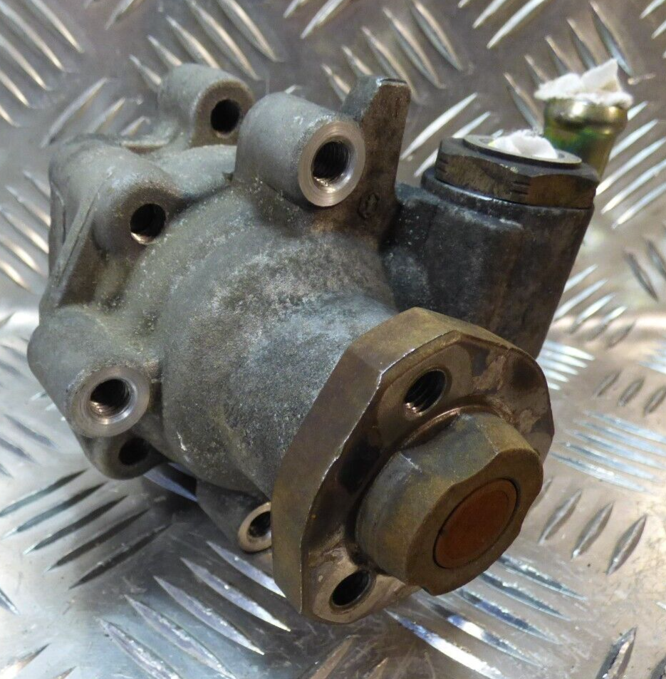 VW T5 1.9 TDI Servopumpe 7E0422154ES ORIGINAL gebraucht - Transporter