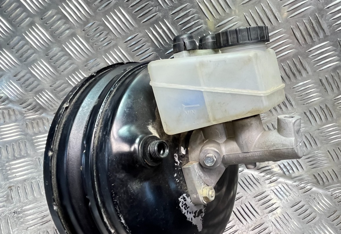 Mercedes-Benz C126 W126 Bremskraftverstärker Hauptbremszylinder _ ORIGINAL gebraucht - 0034302230