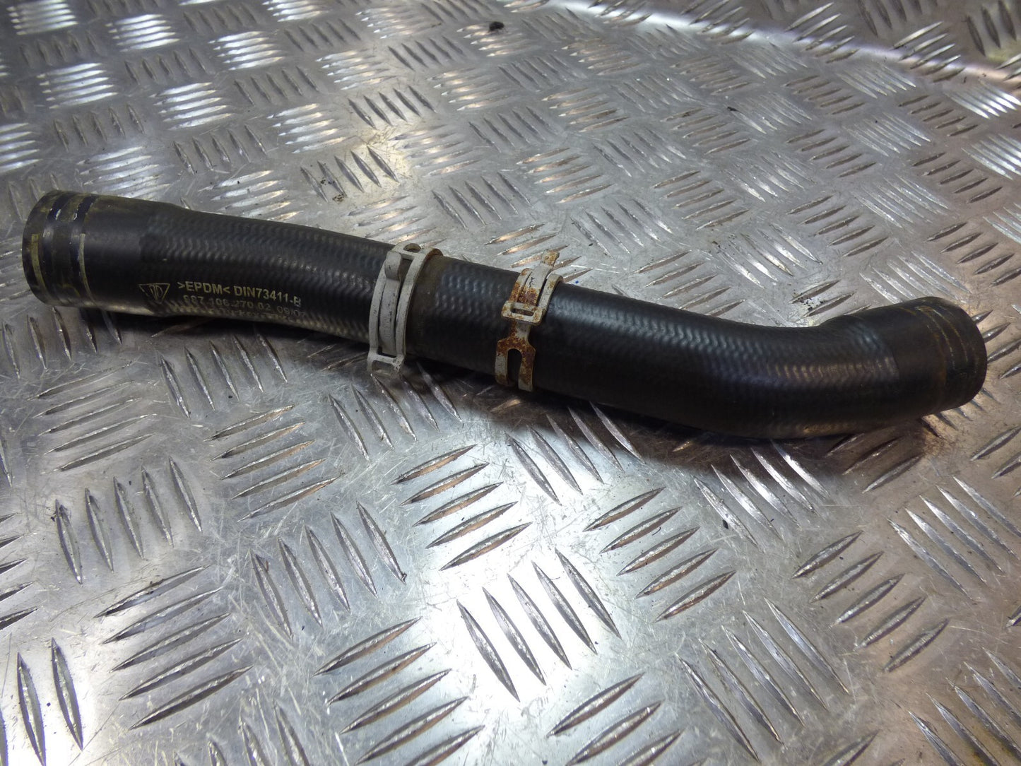 Porsche Boxster Cayman 987 Wasserschlauch Kühlwasserschlauch ORIGINAL gebraucht - 98710627002