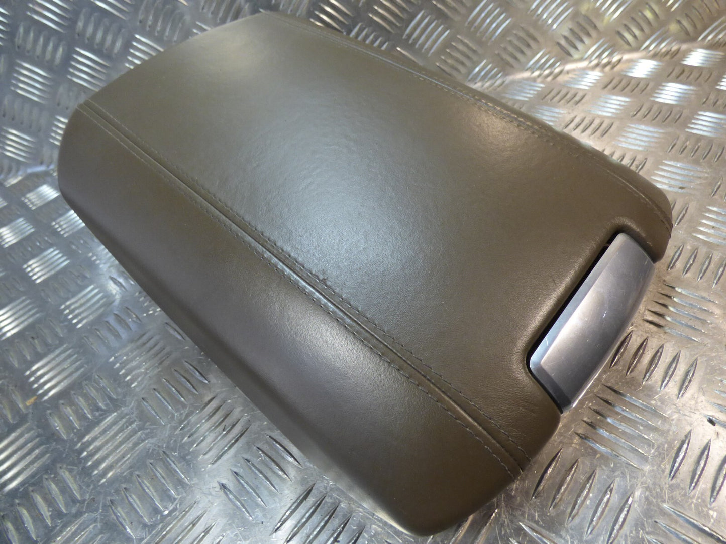 Porsche Cayenne 92A Mittelkonsole Blende Deckel Leder 7P5863206 ORIGINAL gebraucht - Armlehne